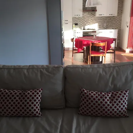 Sofia Bed & Breakfast 4*