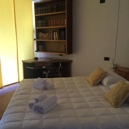 Sofia Bed & Breakfast 4*