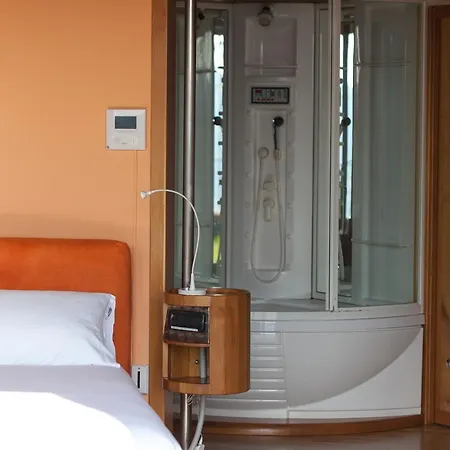 Bed and Breakfast Sofia 4*
